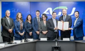 Fluxo migratório venezuelano leva União a firmar acordo de R$ 115 milhões com Roraima