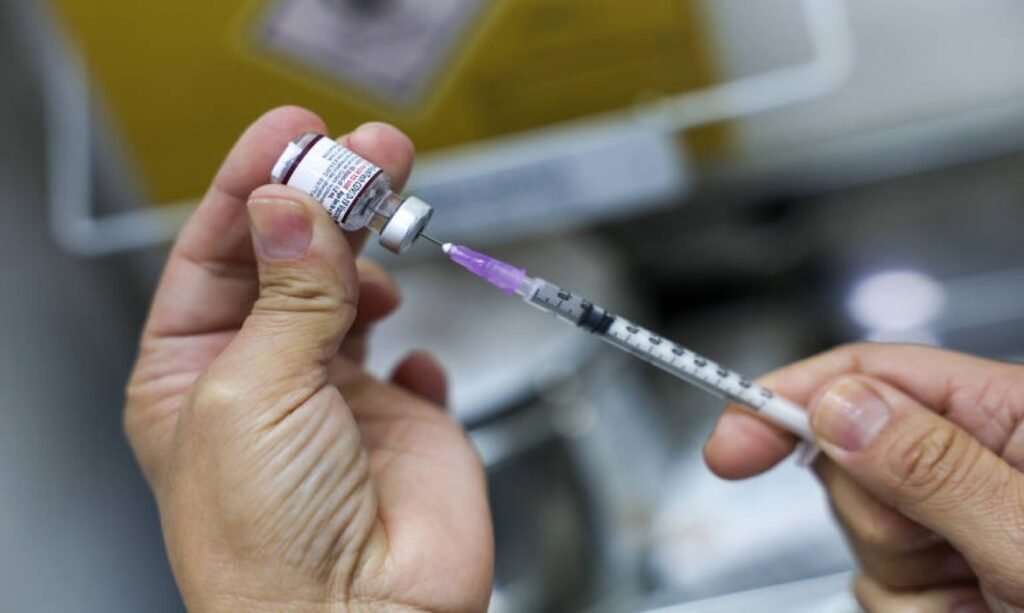 Ministério da Saúde envia a Roraima 4.404 doses de vacina contra covid-19 em nova remessa nacional