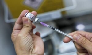 Ministério da Saúde envia a Roraima 4.404 doses de vacina contra covid-19 em nova remessa nacional