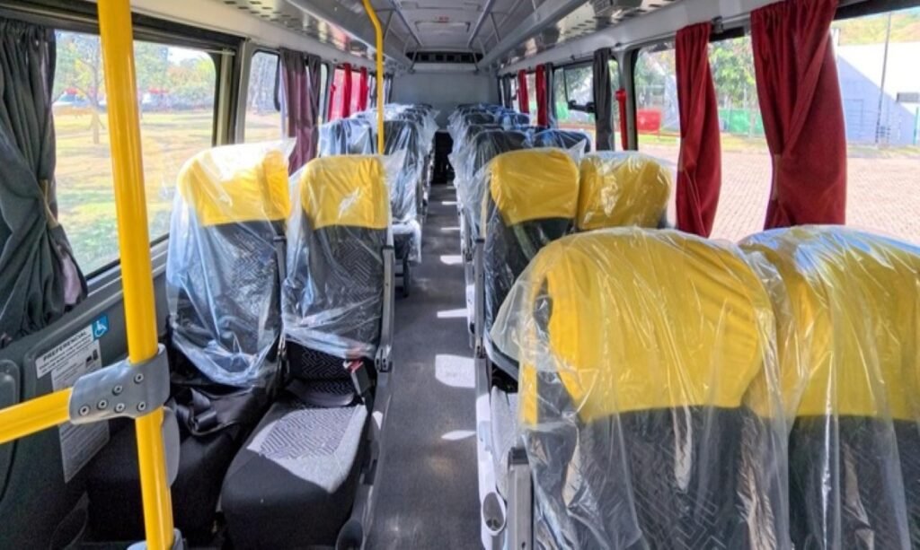 Envio de veículos para Roraima inclui ambulâncias e micro-ônibus para transporte de pacientes do SUS