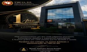 Justiça manda suspender site e redes sociais de grupo que utiliza símbolos semelhantes aos de órgãos públicos